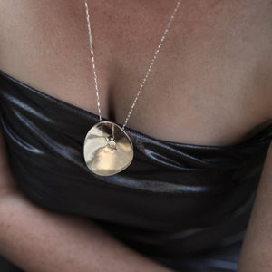 Cirque pearl pendant necklace