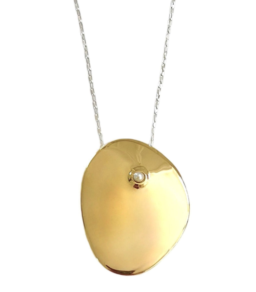 Cirque pearl pendant necklace