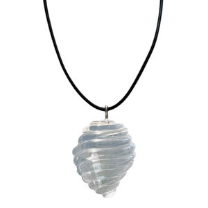Aeria Pendant