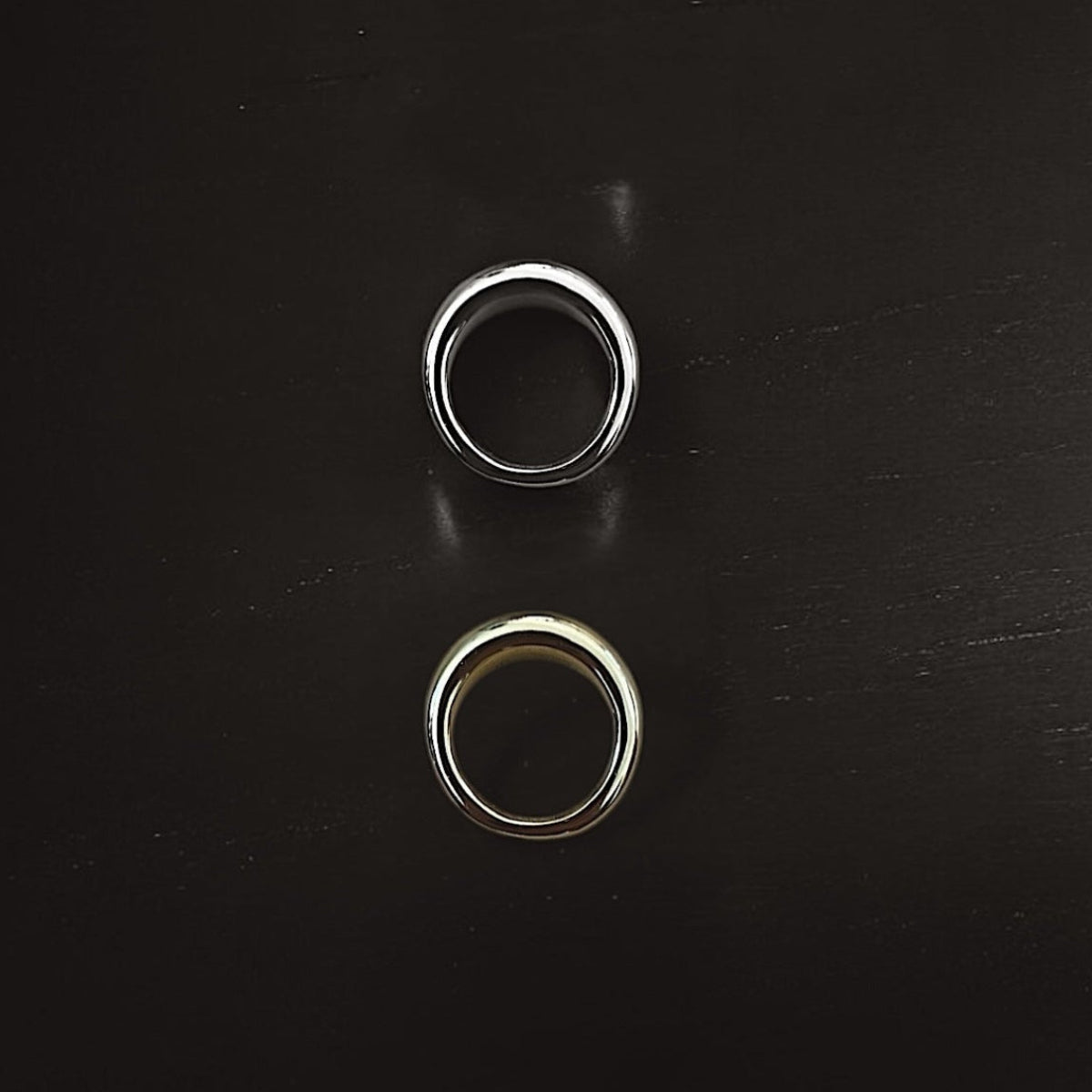 Pebble sculptural stacking rings in Sterling silver, bronze, white bronze and gold-plated finishes