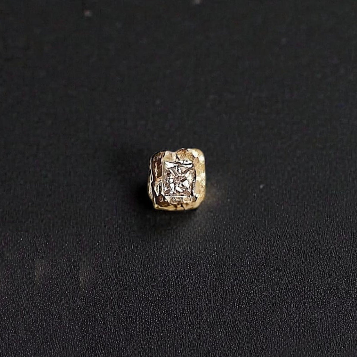 Siena diamond stud earring