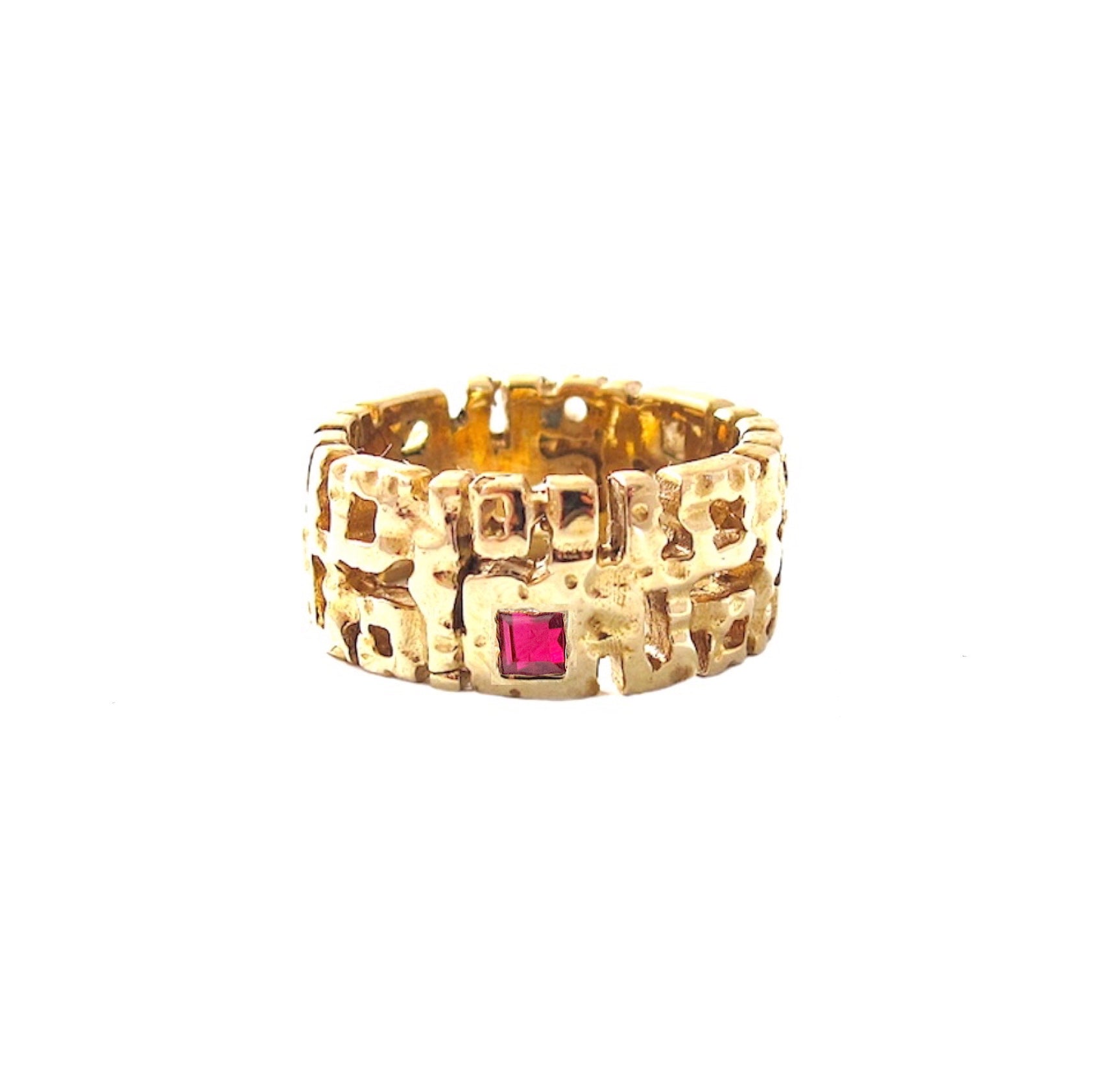 Lucca ruby cigar band