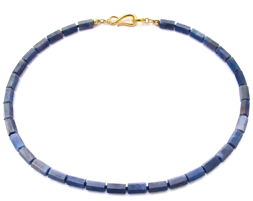 pillar sapphire necklace