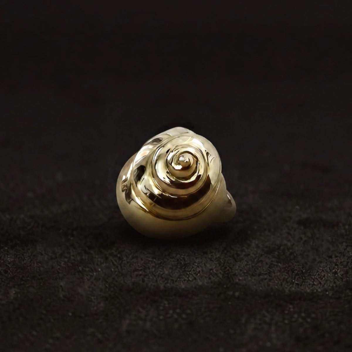 Jacqueline Rose Collection Turbo shell ring in gold, sculptural ridged statement ring inspired by seashell form, bold minimalist modern heirloom ring