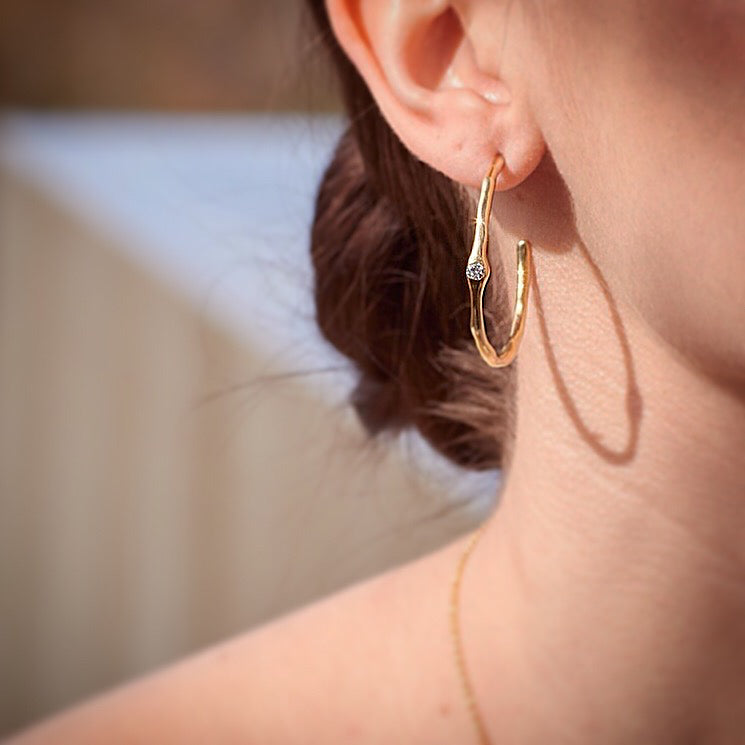 Lava hoop earring