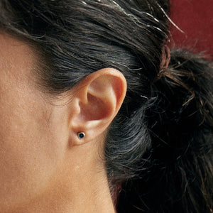 Fragment sapphire stud earring
