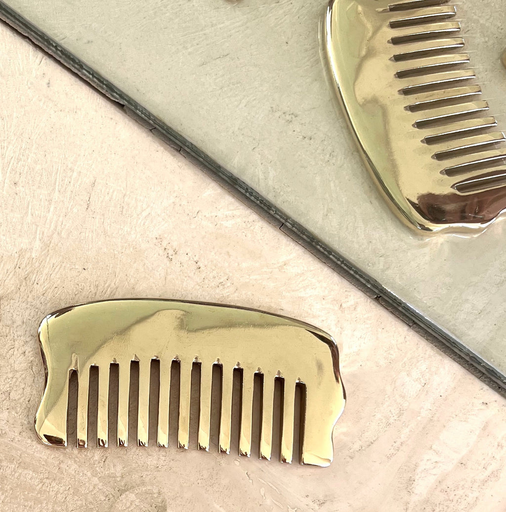 Chelsea dresser comb
