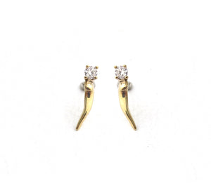 Thorn diamond stud earrings