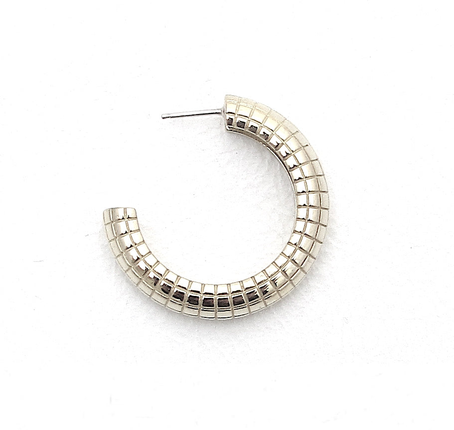  Lattice silver hoop earrings