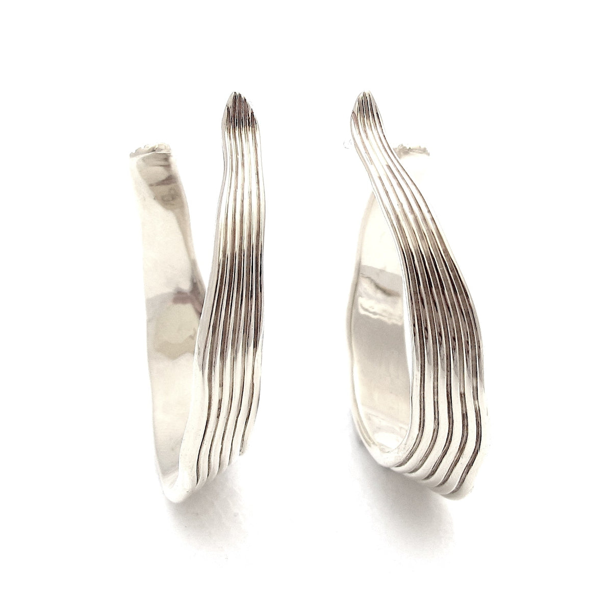 Ridge silver hoop earrings